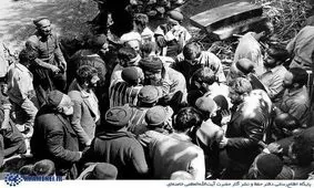 آیت‌الله خامنه‌ای در روستای سر آقا سید