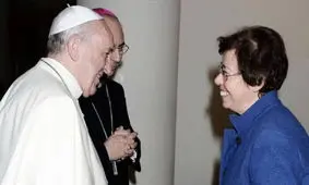 سنت‌شکنی پاپ؛ اولین زن به شورای کلیسای کاتولیک راه یافت