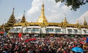 سومین روز اعتراضات خیابانی علیه کودتا در میانمار