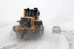 اجرای عملیات برف روبی در بیش از یک هزار کیلومتر از مسیرهای استان تهران