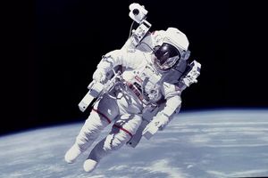 محدودیتی برای اعزام فضانوردان زن به فضا وجود دارد؟