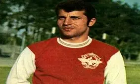 علی پروین ستاره جام بود