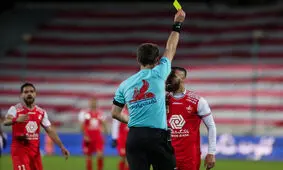 فدراسیون فوتبال تایید کرد: پنالتی فولاد مقابل پرسپولیس اشتباه بود