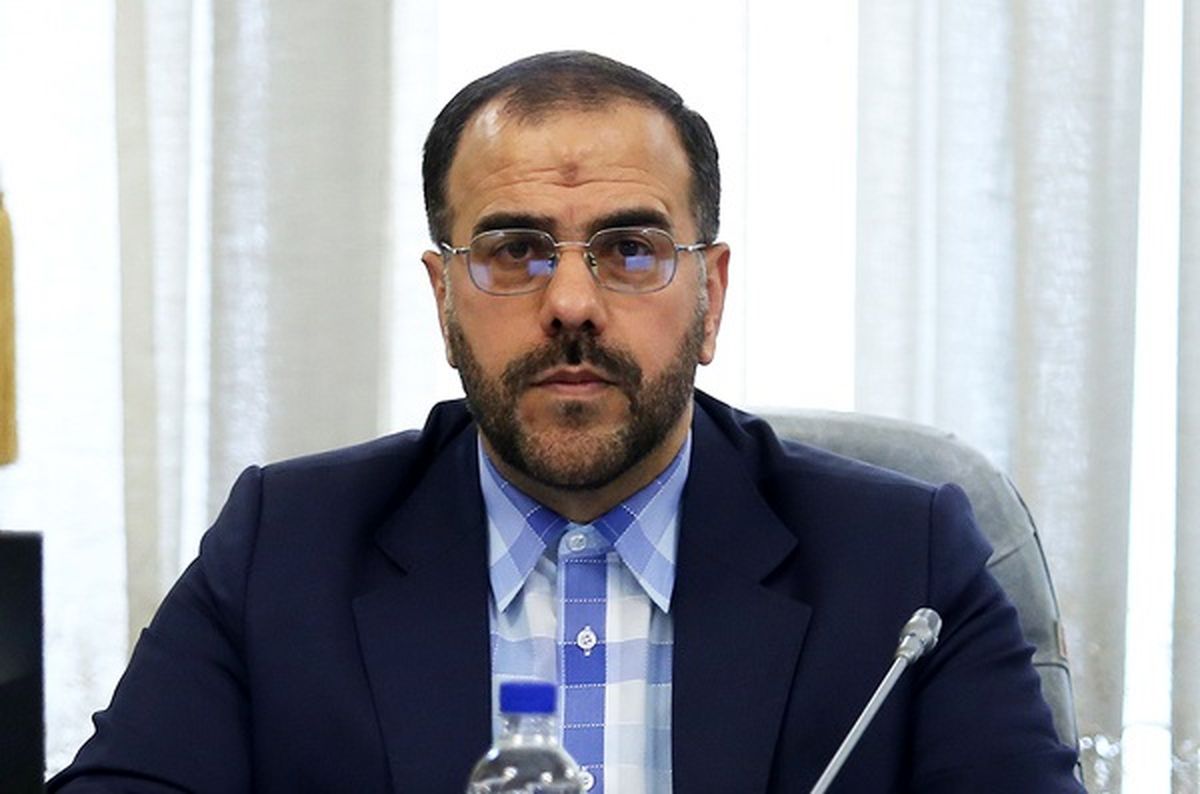 توهین به رئیسجمهور نافرمانی نسبت به فرمایشات رهبری است