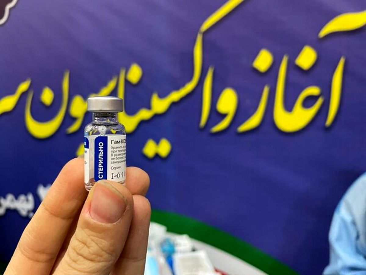 120 نفر از کادر درمانی اردبیل در برابر کرونا واکسینه می شوند