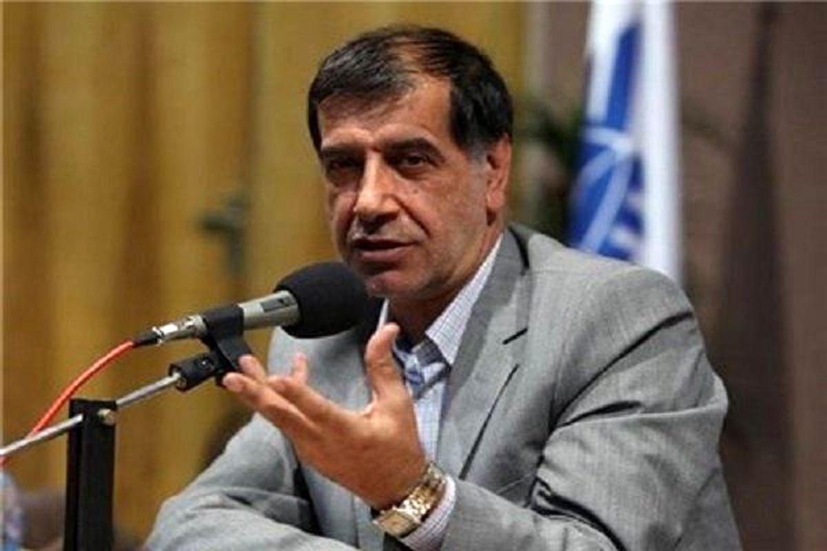 توصیه نماینده اصولگرا به روحانی: باهنر را معاون اول کنید /کسی نمیتواند سر او کلاه بگذارد