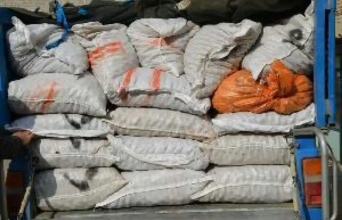 کشف بیش از 4 تن گردوی قاچاق در اراک