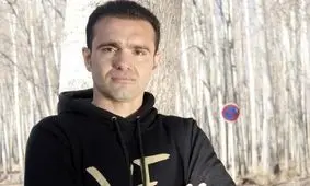 گفت‌وگو با داوری که تا جا داشت کتک خورد