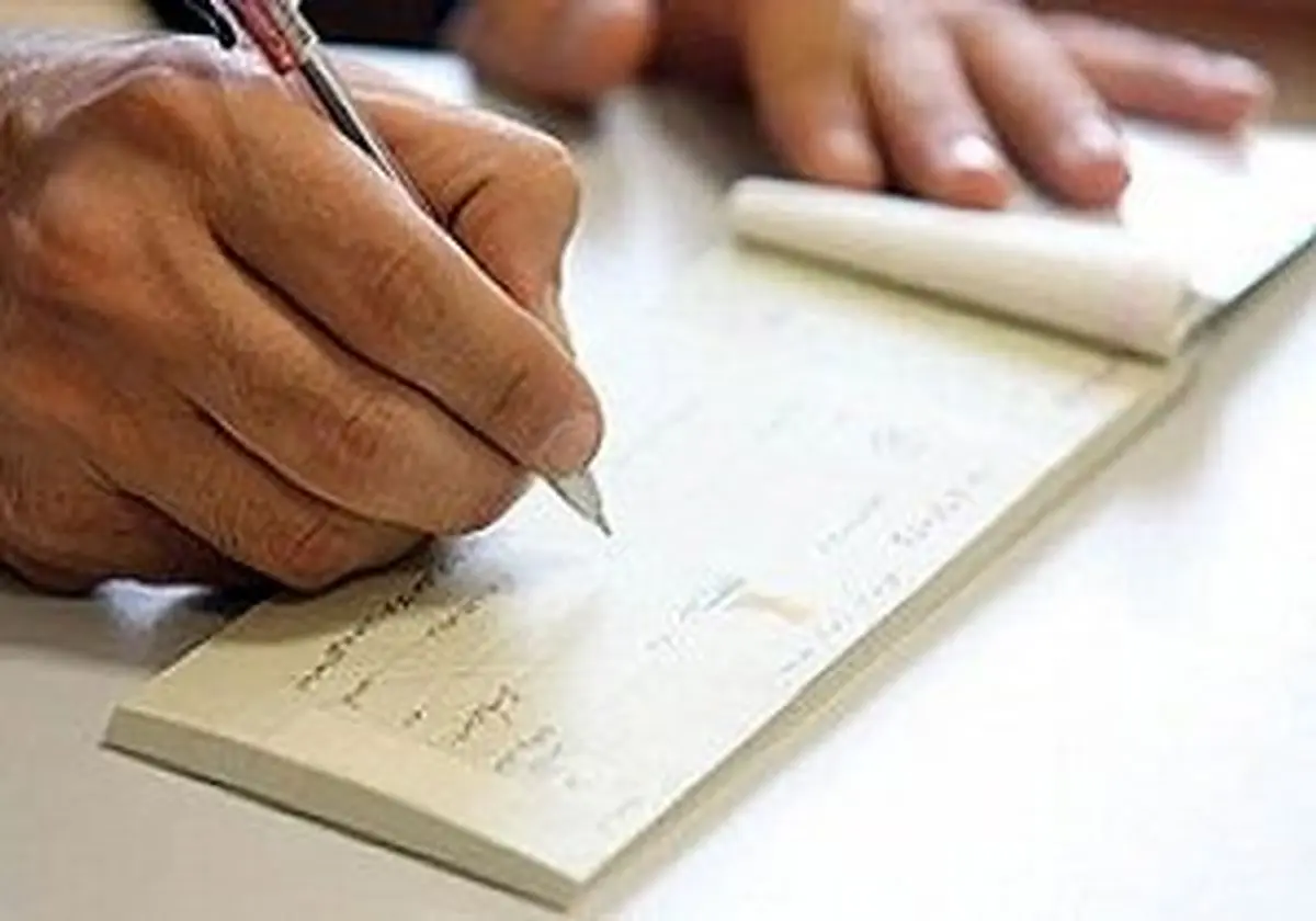 تعداد و مبلغ چک‌های برگشتی کم شد