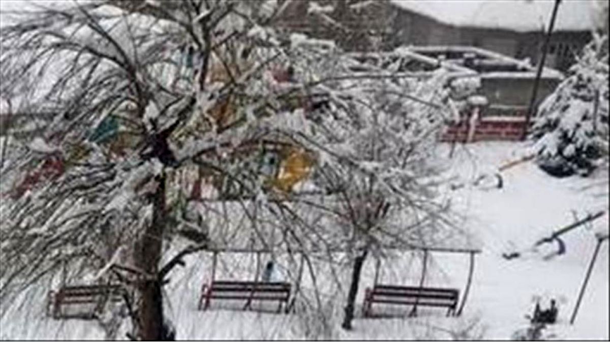 بارش برف و باران و کاهش دما/ از سفرهای برونشهری خودداری کنید