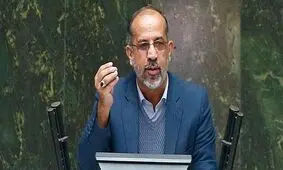 نماینده مجلس: میوه در حال حذف شدن از سبد غذایی طبقات محروم جامعه است/ گرانی ها بیداد می‌کند و جان مردم را به لب رسانده