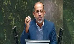 نماینده مجلس: میوه در حال حذف شدن از سبد غذایی طبقات محروم جامعه است/ گرانی ها بیداد می‌کند و جان مردم را به لب رسانده