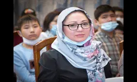 رویش‌های زبان فارسی در گلستان بیشکک