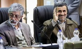 رسیدن از دستبوسی فرح به دستبوسی امام، شرف دارد به نزول از دستبوسی امام به پابوسی آمریکا