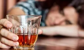 مرگ دختر ۱۲ساله به خاطر مشروبات تقلبی