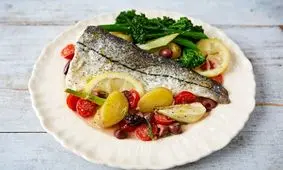 طرز تهیه ماهی بخارپز با سیب زمینی