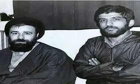 حاج احمدآقا سیگارى دود کرد و گفت: جلوی امام جرأت نمی‌کنم!/حاج احمدآقا بادگیر خوبی برای امام بود و از این بابت هم سختی کشید