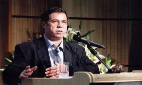 علی دهباشی همچنان در حال جنگ با کرونا است