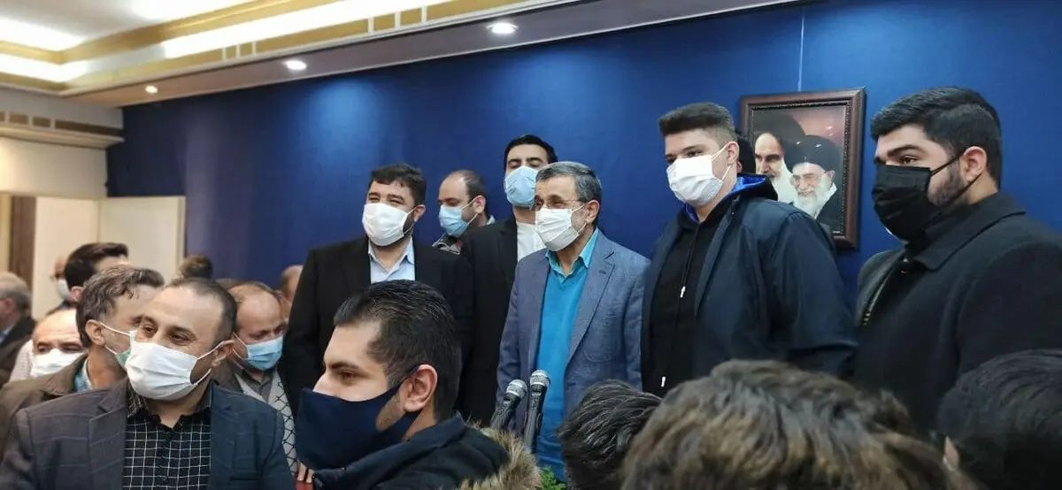 دیدار جمعی از مردم آذربایجان با احمدی‌نژاد/ عکس