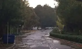 آبگرفتگی معابر منطقه 4 در اثر باران تابستانی