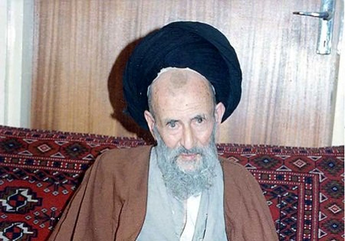 انتقاد تند استاد حوزه از اظهارات اخیر علمالهدی/ میکروفن را دور بینداز