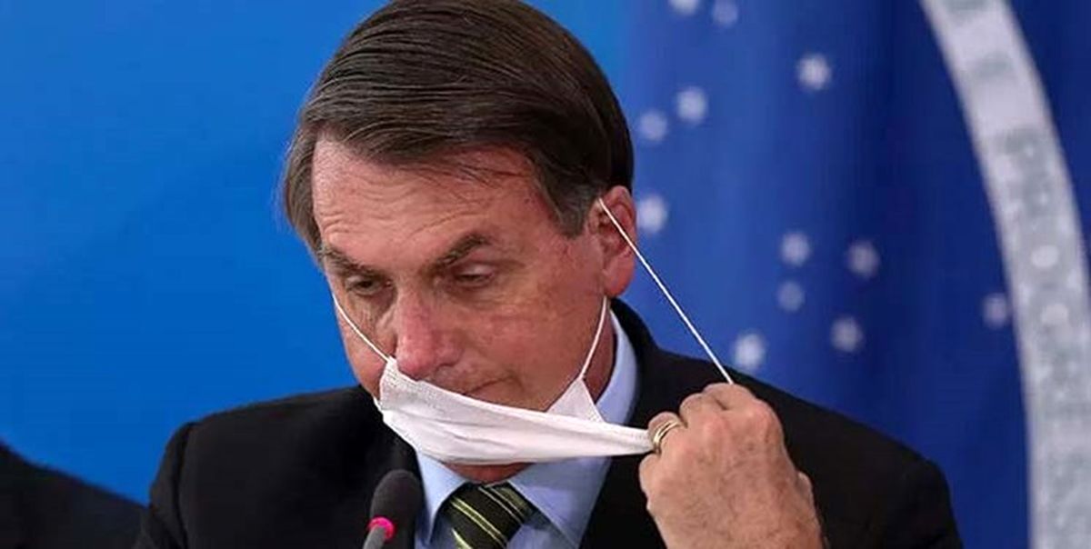 رئیس‌جمهور برزیل: زدن ماسک ضرر دارد