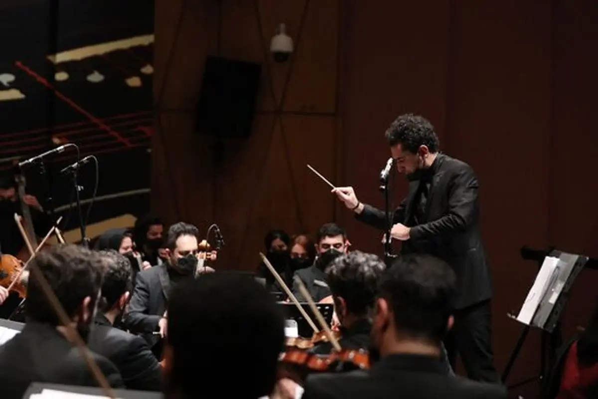 خاک‌ صحنه‌خورده‌ها، در موسیقی کشور پیشتاز شدند