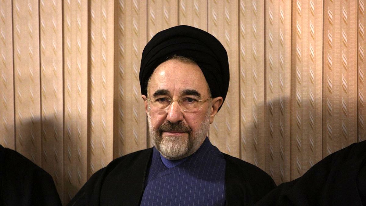 توهین روزنامه کیهان به سیدمحمد خاتمی