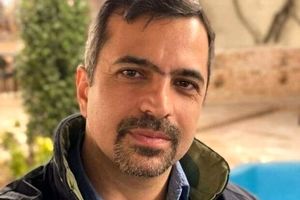 علی اکرمی، فعال رسانه‌ای و سیاسی درگذشت