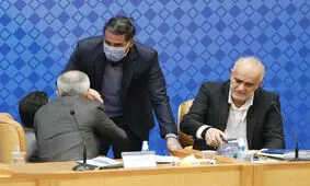 نام یکی از رأی دهندگان به علی کریمی فاش شد