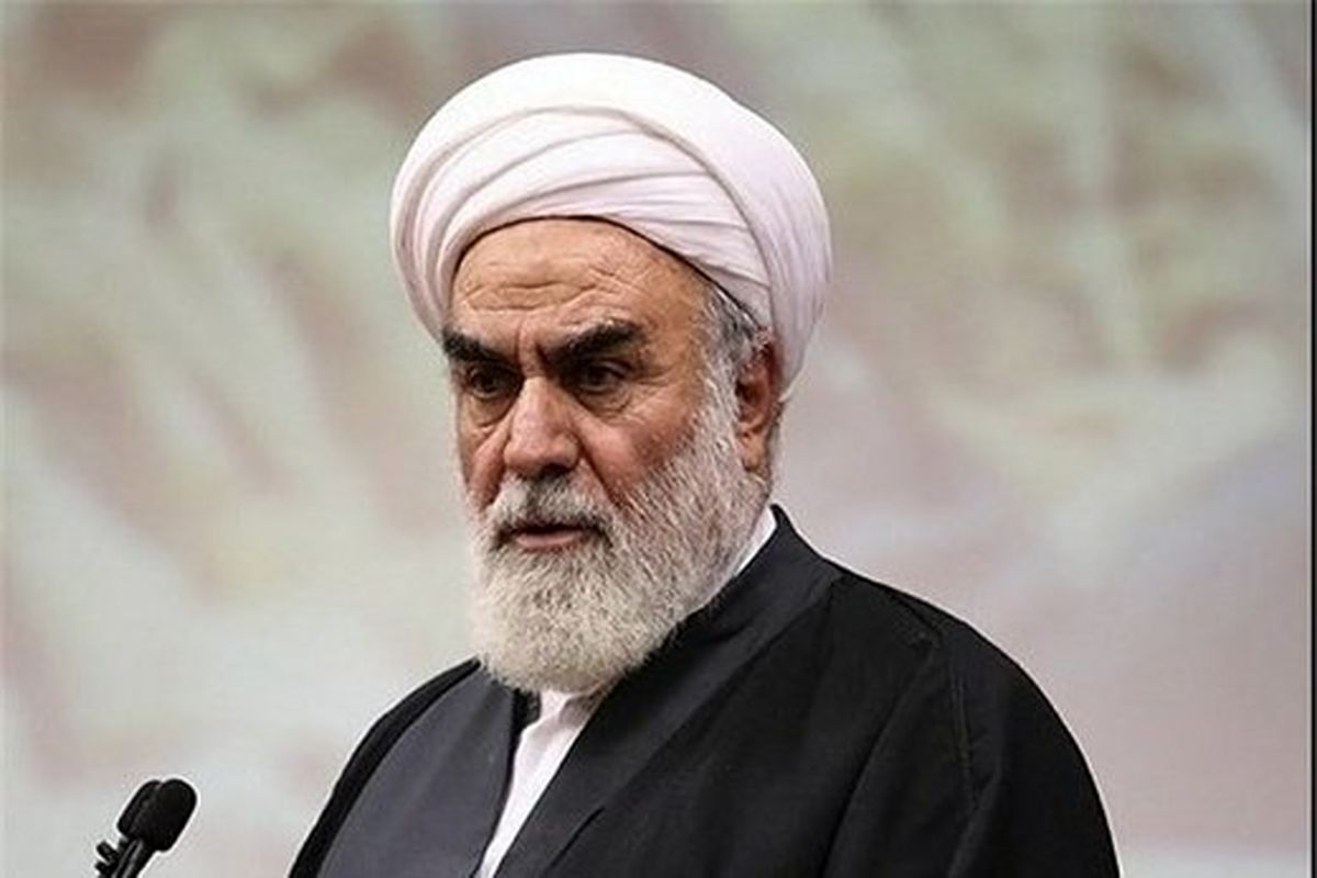 آمریکایی‌ها اَبَر دزد هستند/ عربستان در از بین بردن آثار تاریخی حرف اول را می‌زند