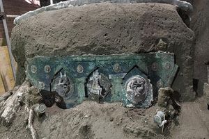 درشکه تشریفاتی دو هزار ساله در حومه شهر سوخته پمپئی کشف شد/ ویدئو