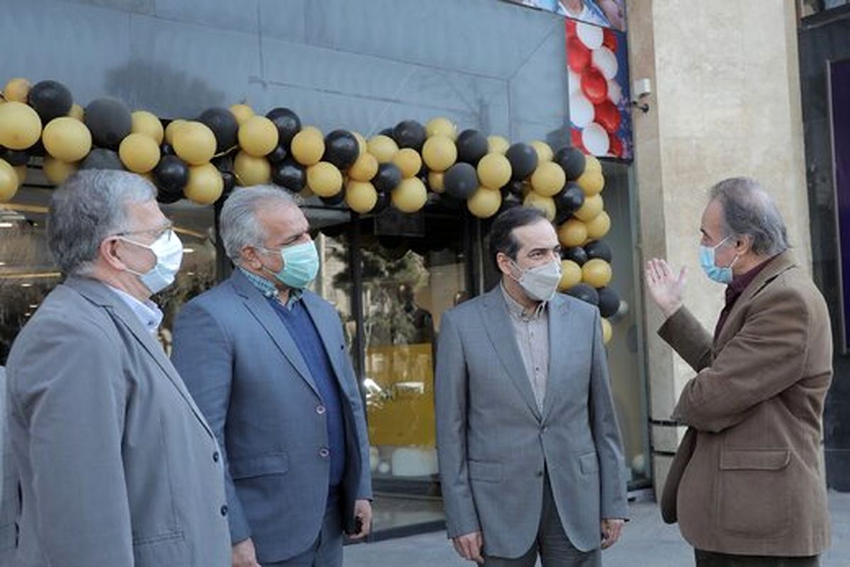 حسین انتظامی: گسترش سالنهای سینما به توسعه فرهنگی کمک میکند