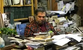 «ایران بزرگ روی تخت افتاده‌ست»