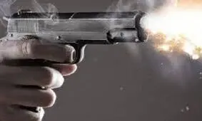 لحظه دلخراش تیراندازی مرد مست هندی به برادرزاده‌اش/ ویدئو
