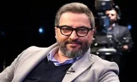 حضور علی کریمی و بهنام ابوالقاسم پور بر سر مزار زنده یاد مهرداد میناوند/ ویدئو