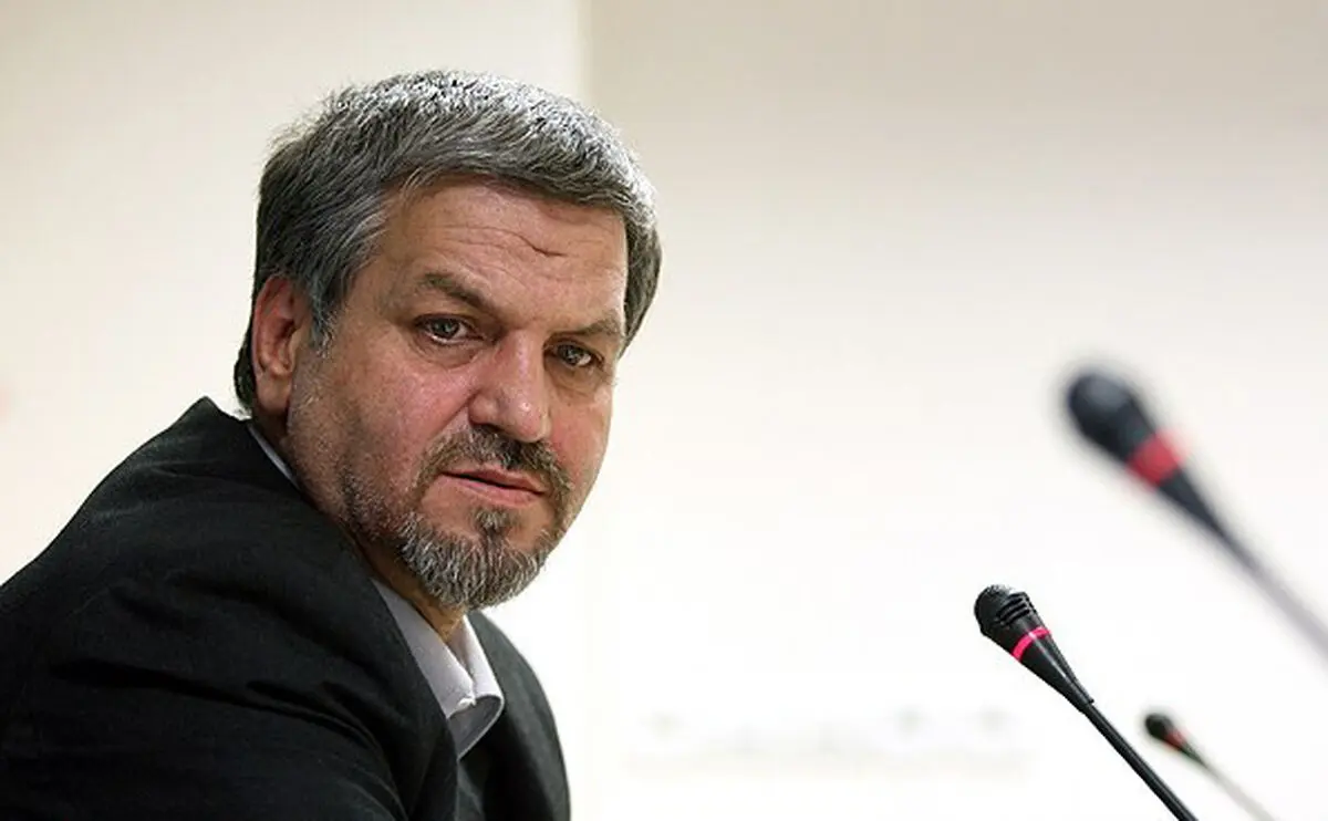 کنایه کواکبیان به اصولگرایان: برخی دوستان از انتخابات حداقلی خوشحال می‌شوند