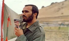 شهید خرازی که بود؟ / داستان فرمانده‌ای که بدنش میزبان بیش از ۳۰ ترکش بعثی بود/ تصاویر
