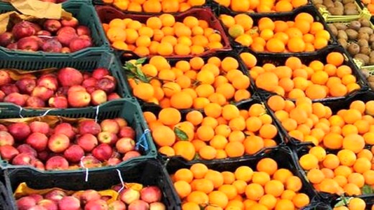بازار بی رونق میوه در روزهای پایانی سال