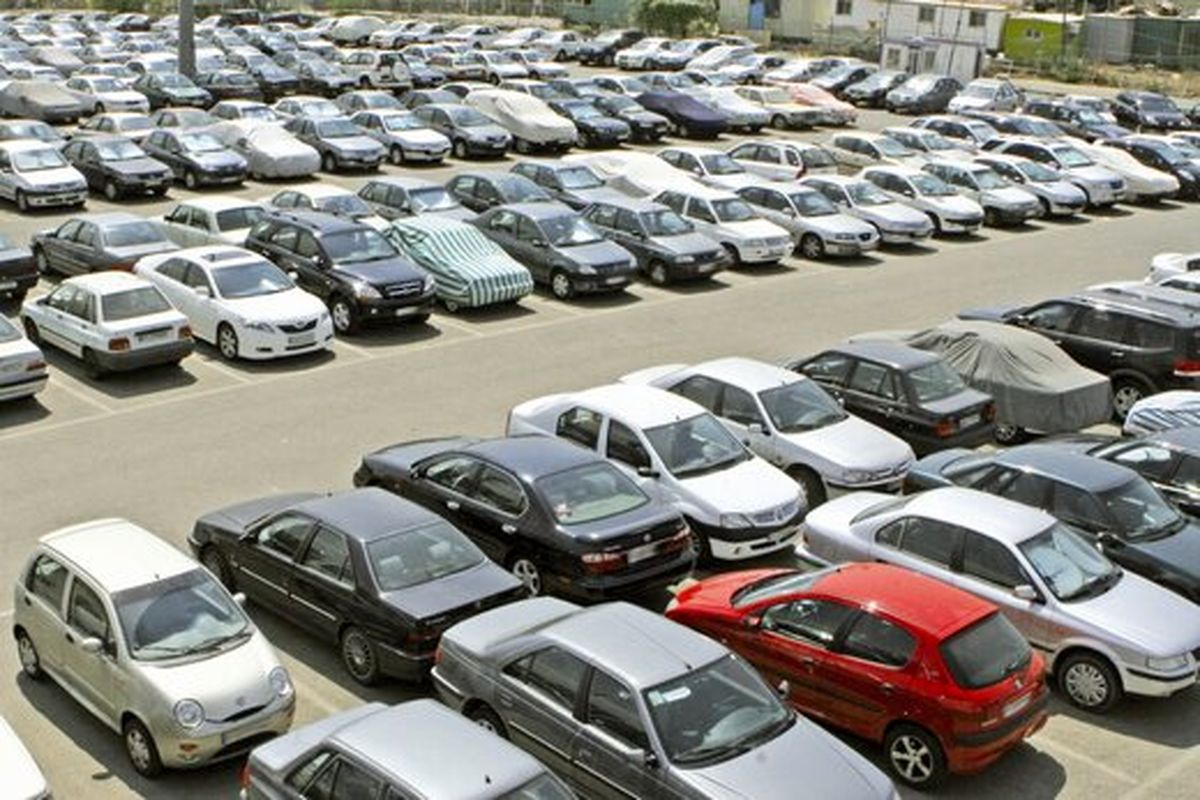 نوسان ادامه‌دار قیمت خودرو در بازار/ تیبا۲ به ۱۳۴ میلیون تومان رسید/ جدول