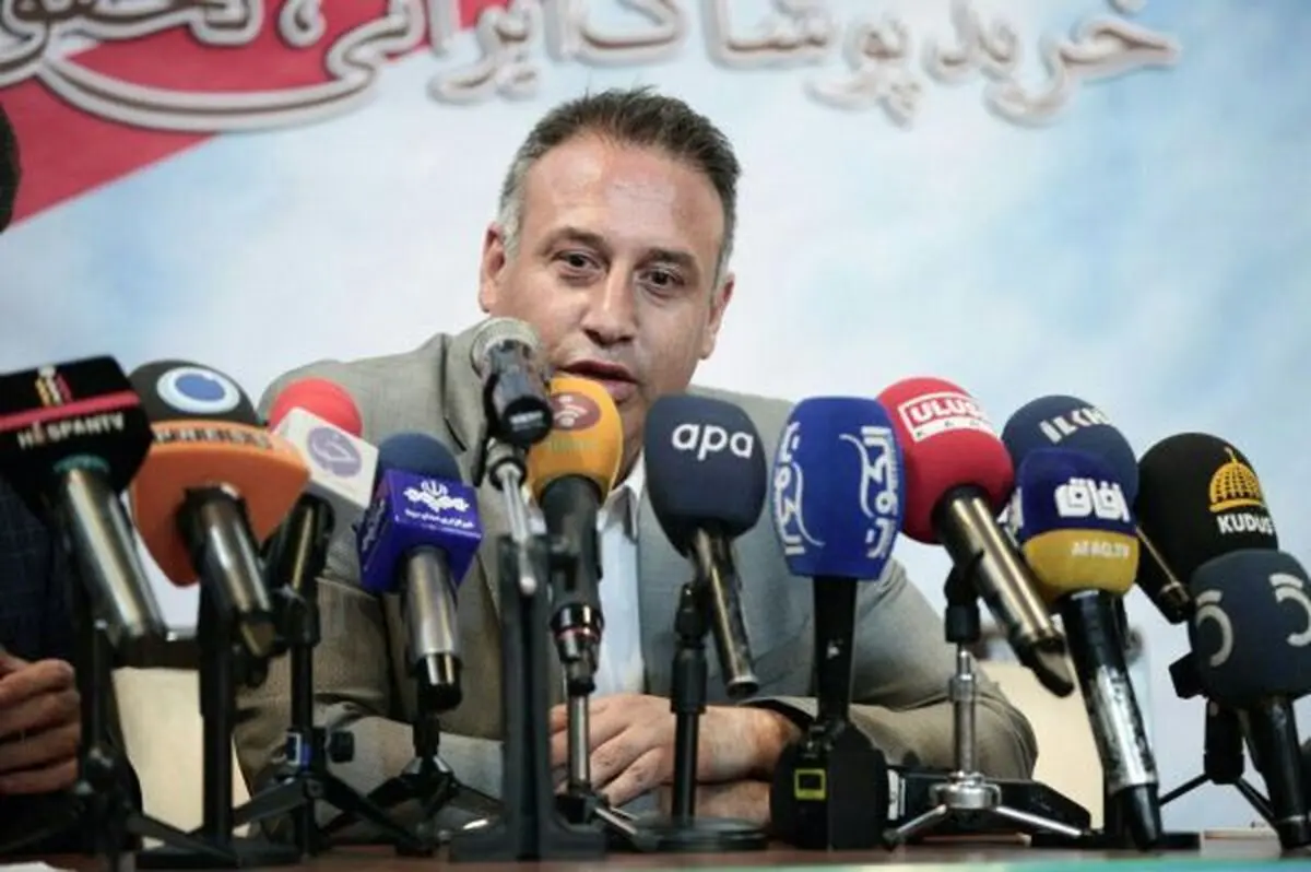 نصب بنر “با افتخار ساخت ایران” بر سر فروشگاه های محصولات داخلی