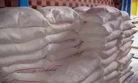 آرد و نان در صدر تخلفات کالایی استان فارس قرار دارد/ تفاوت قیمت آزاد و سهمیه‌ای بستر جولان دلالان