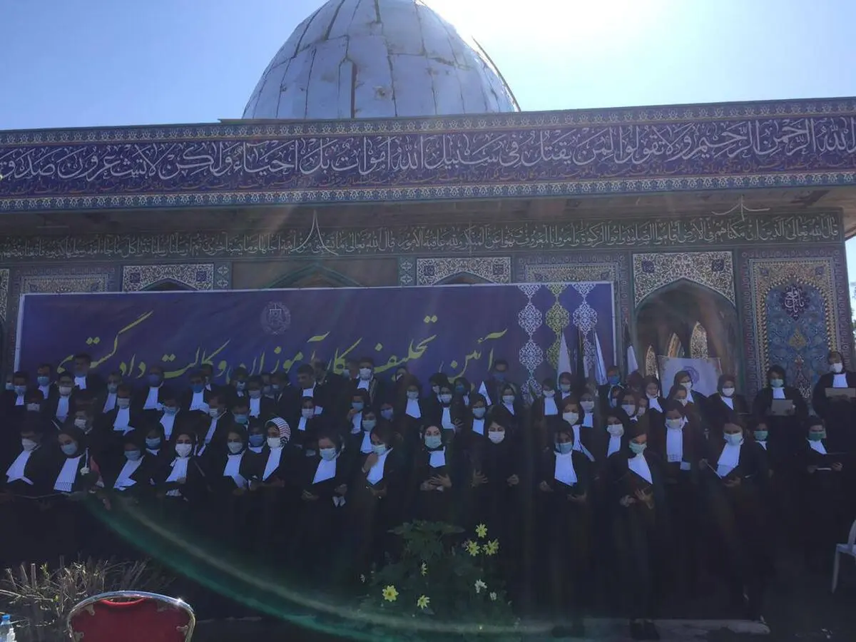 برگزاری مراسم تحلیف ۱۰۲ نفر از کارآموزان وکالت در اهواز
