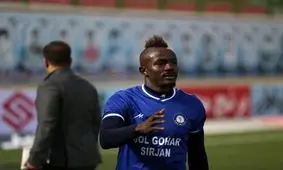 واکنش منشا به شادی گل نامتعارف و محرومیتش تا اطلاع ثانوی