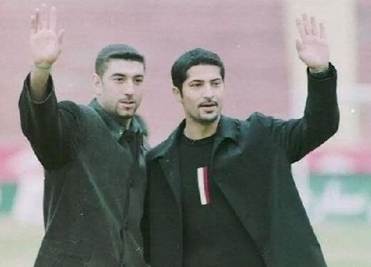 رونمایی از پیراهن تیم منتخب سرخابی به یاد مهرداد میناوند و علی انصاریان/ عکس