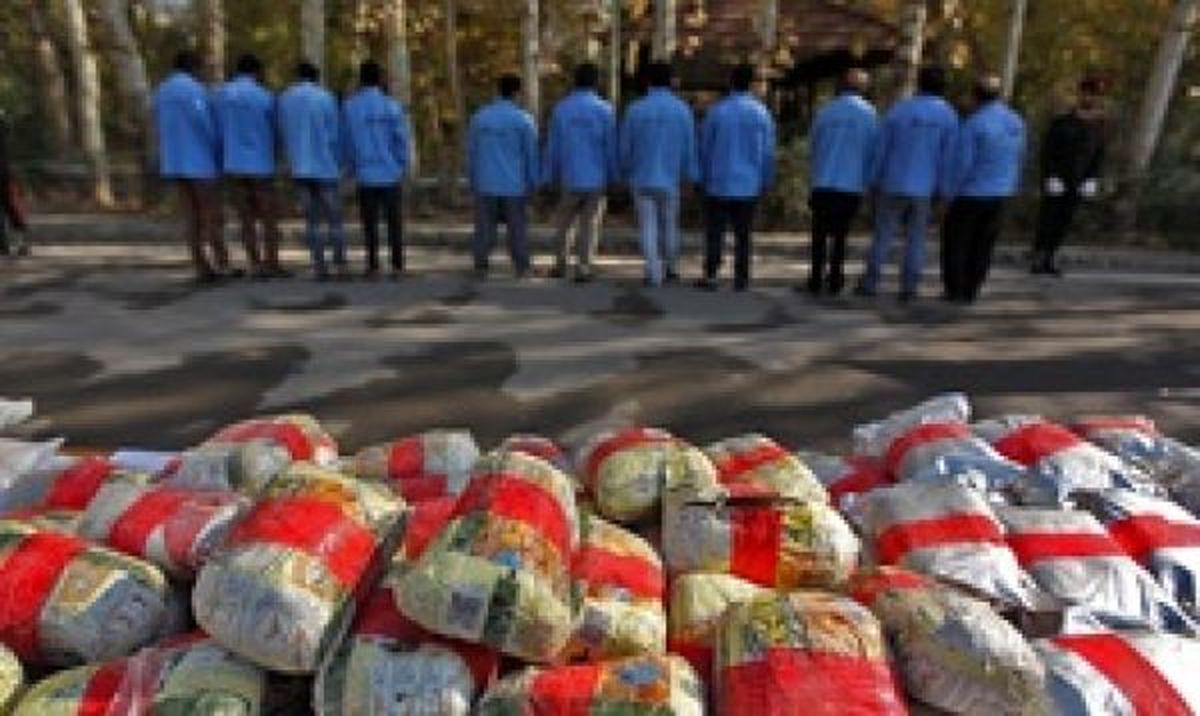 اعدام موادفروشها، با ۱۰۰ کیلو مواد سنتی و ۲ کیلو مواد صنعتی