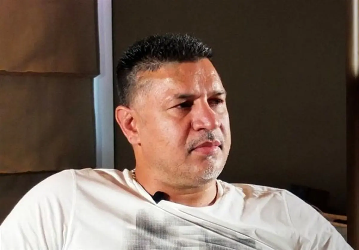 کنایه علی دایی به صداوسیما در حاشیه دیدار ستاره‌ها/ ویدئو