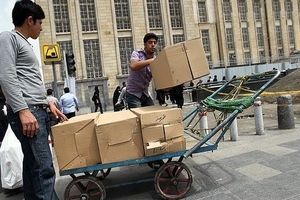 ۵ هزار باربر بازار بزرگ تهران ساماندهی می‌شوند