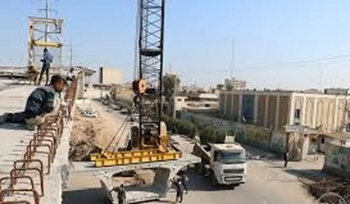 گزارش تصویری نصب اولین قطعه پیش ساخته عرشه تقاطع چند سطحی میدان دانشگاه