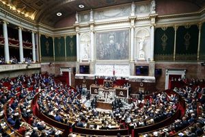 پارلمان فرانسه قانون 